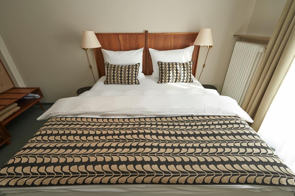 Hotel Prinz Myshkin Parkhotel 3*