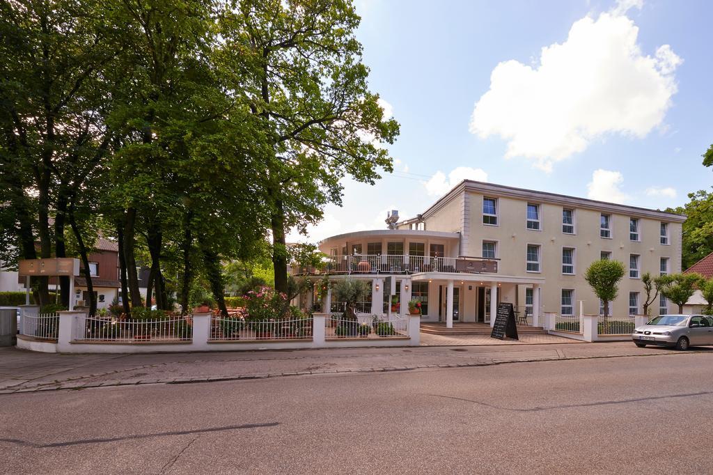 Prinz Myshkin Parkhotel 3*