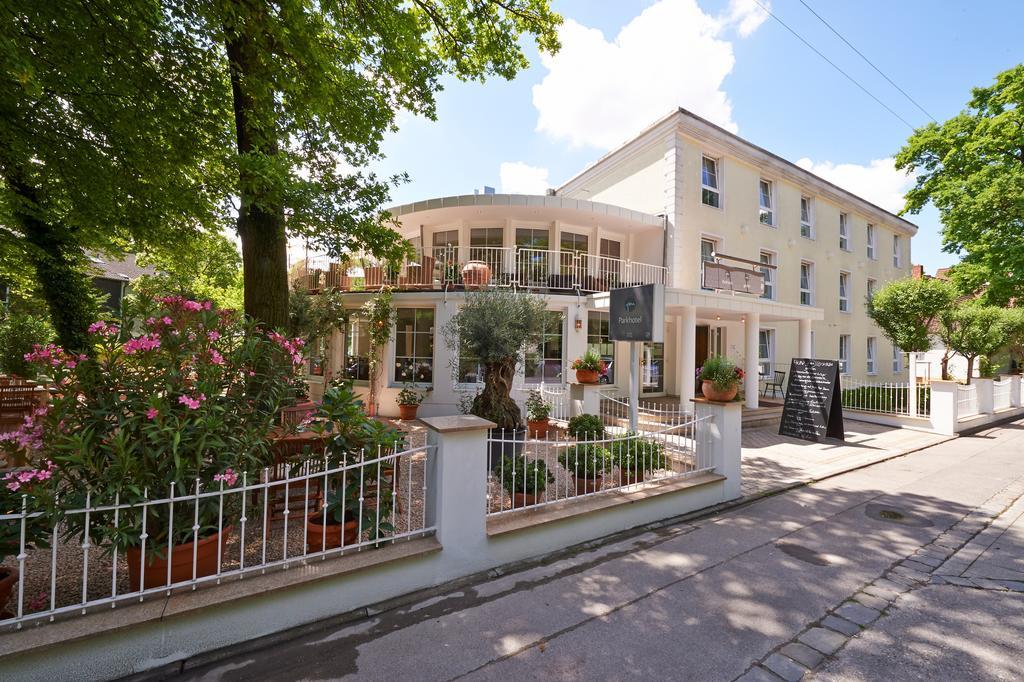 Prinz Myshkin Parkhotel Hotel 3*