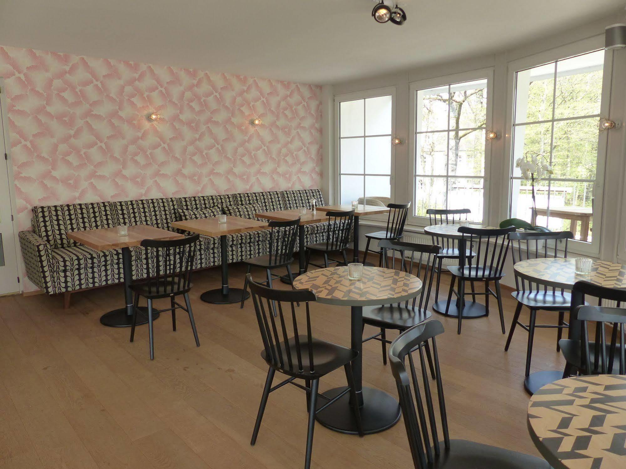 Prinz Myshkin Parkhotel 3* München