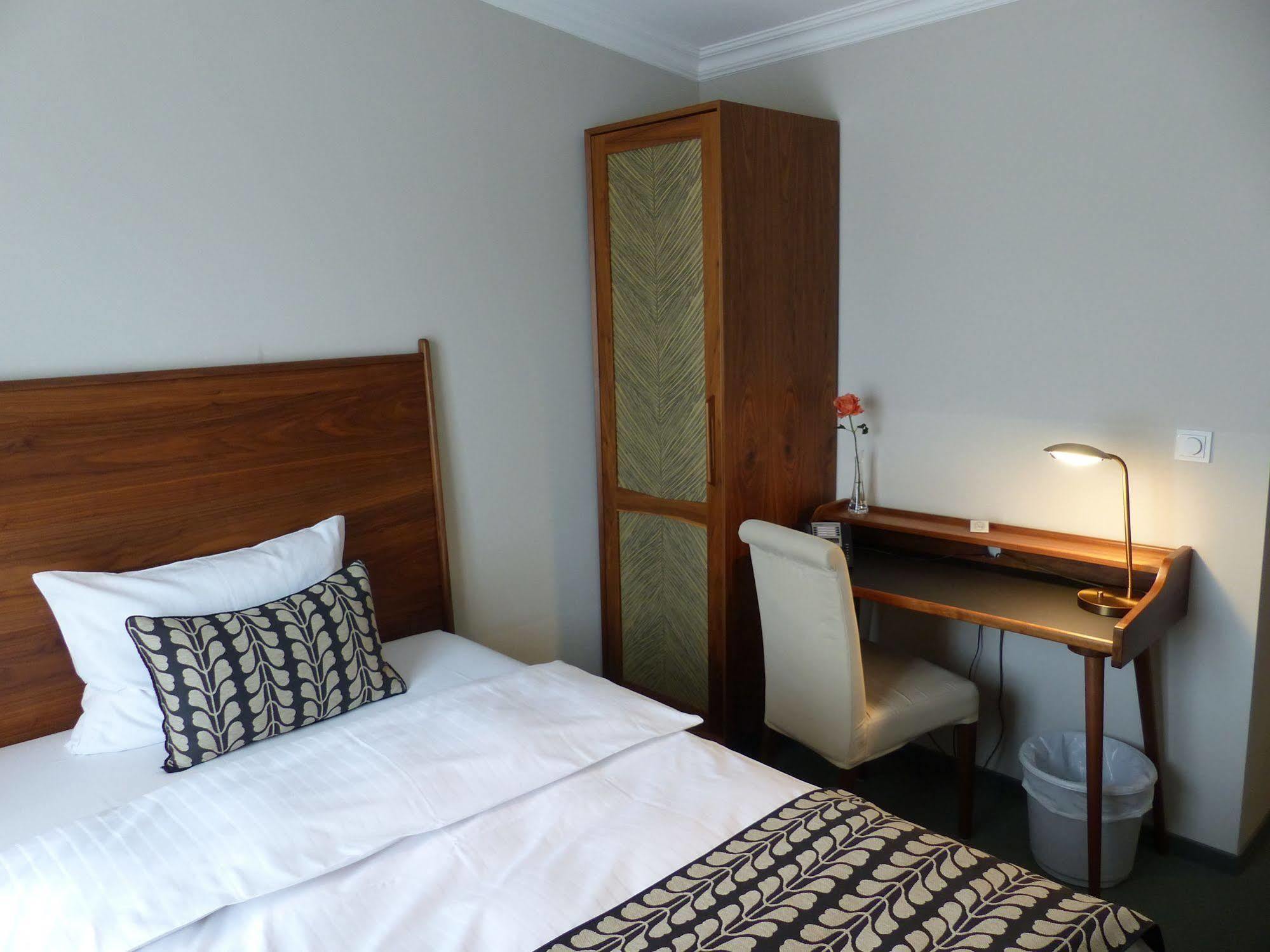 Prinz Myshkin Parkhotel 3*